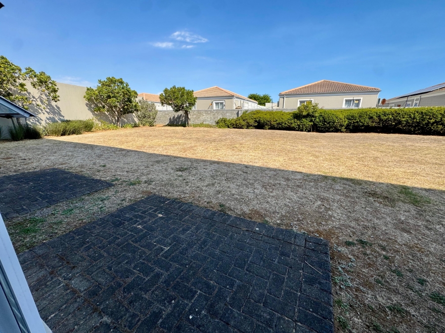 2 Bedroom Property for Sale in Melkbosstrand Central Western Cape